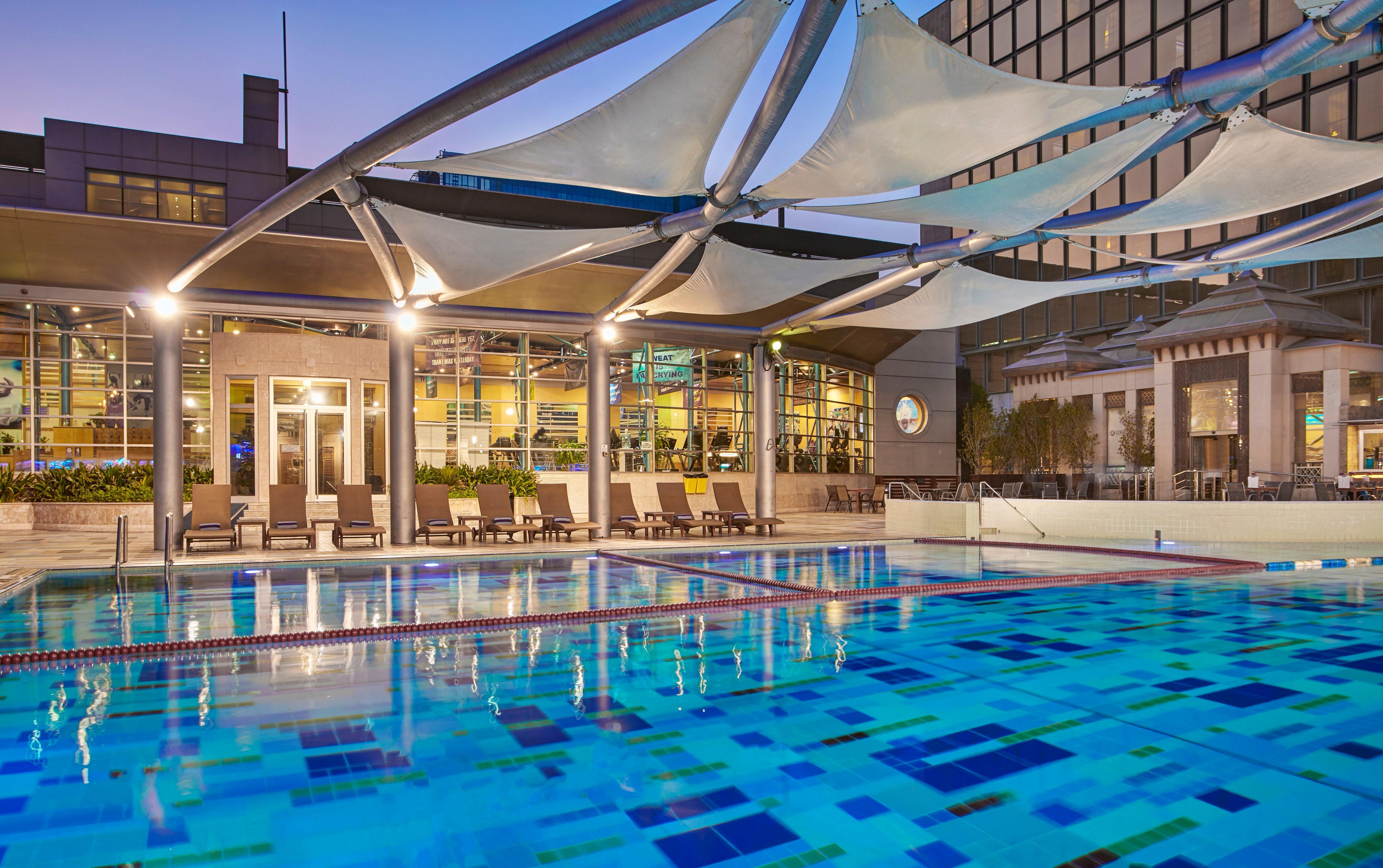 Crowne Plaza Kuwait Al Thuraya City By Ihg Kuveyt Dış mekan fotoğraf