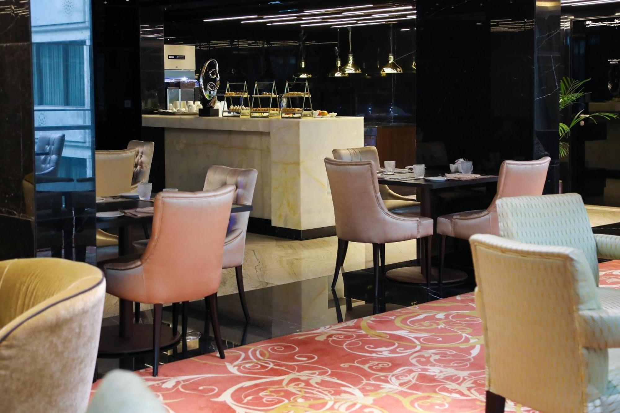 Crowne Plaza Kuwait Al Thuraya City By Ihg Kuveyt Dış mekan fotoğraf