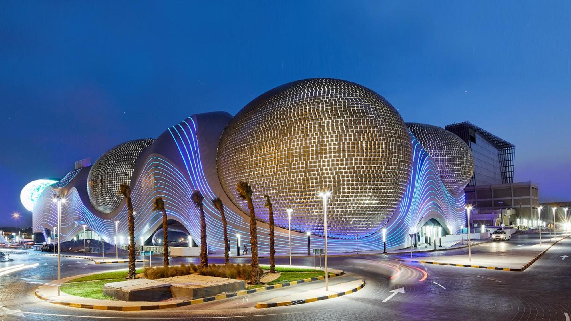Crowne Plaza Kuwait Al Thuraya City By Ihg Kuveyt Dış mekan fotoğraf