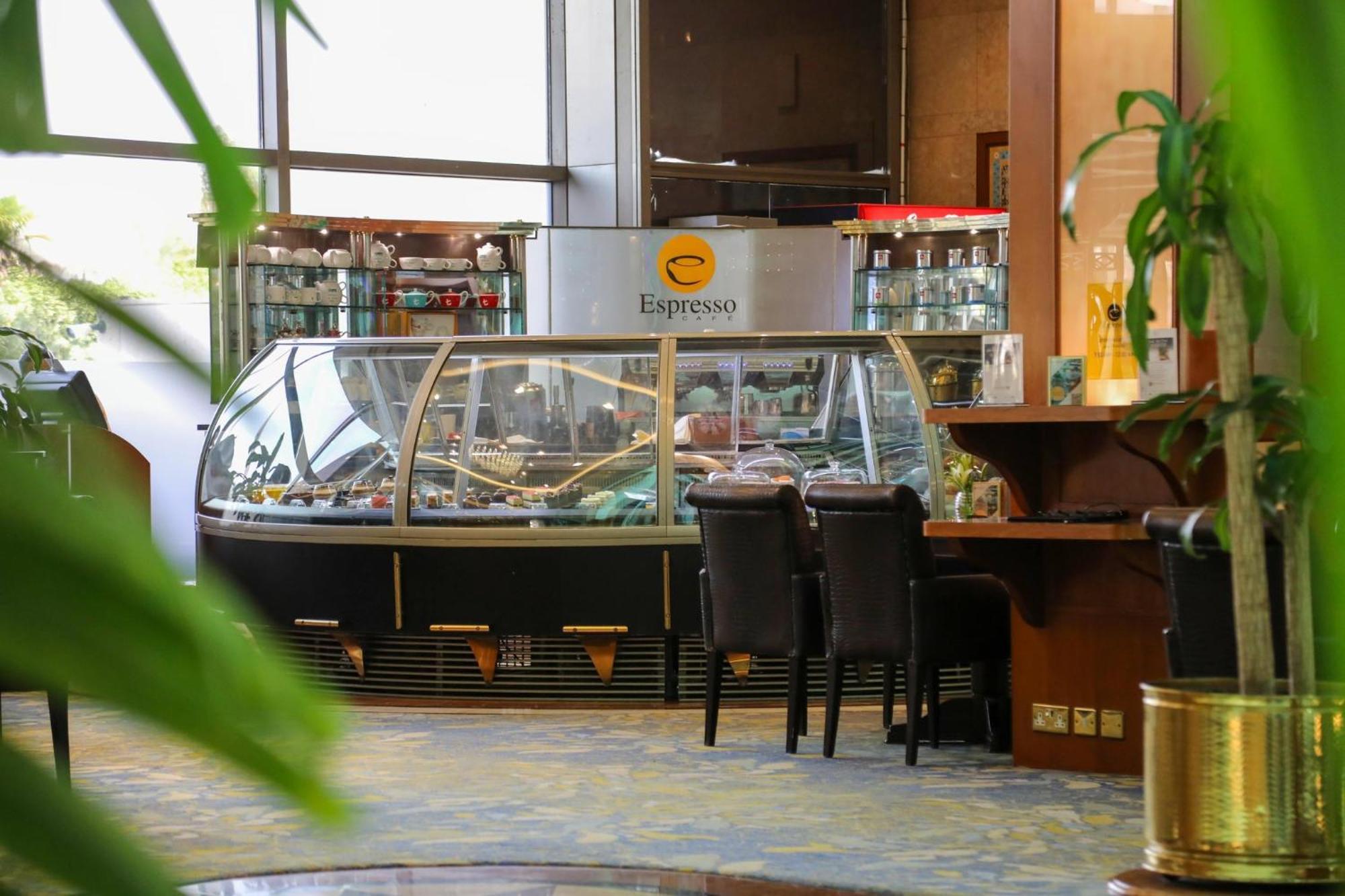Crowne Plaza Kuwait Al Thuraya City By Ihg Kuveyt Dış mekan fotoğraf