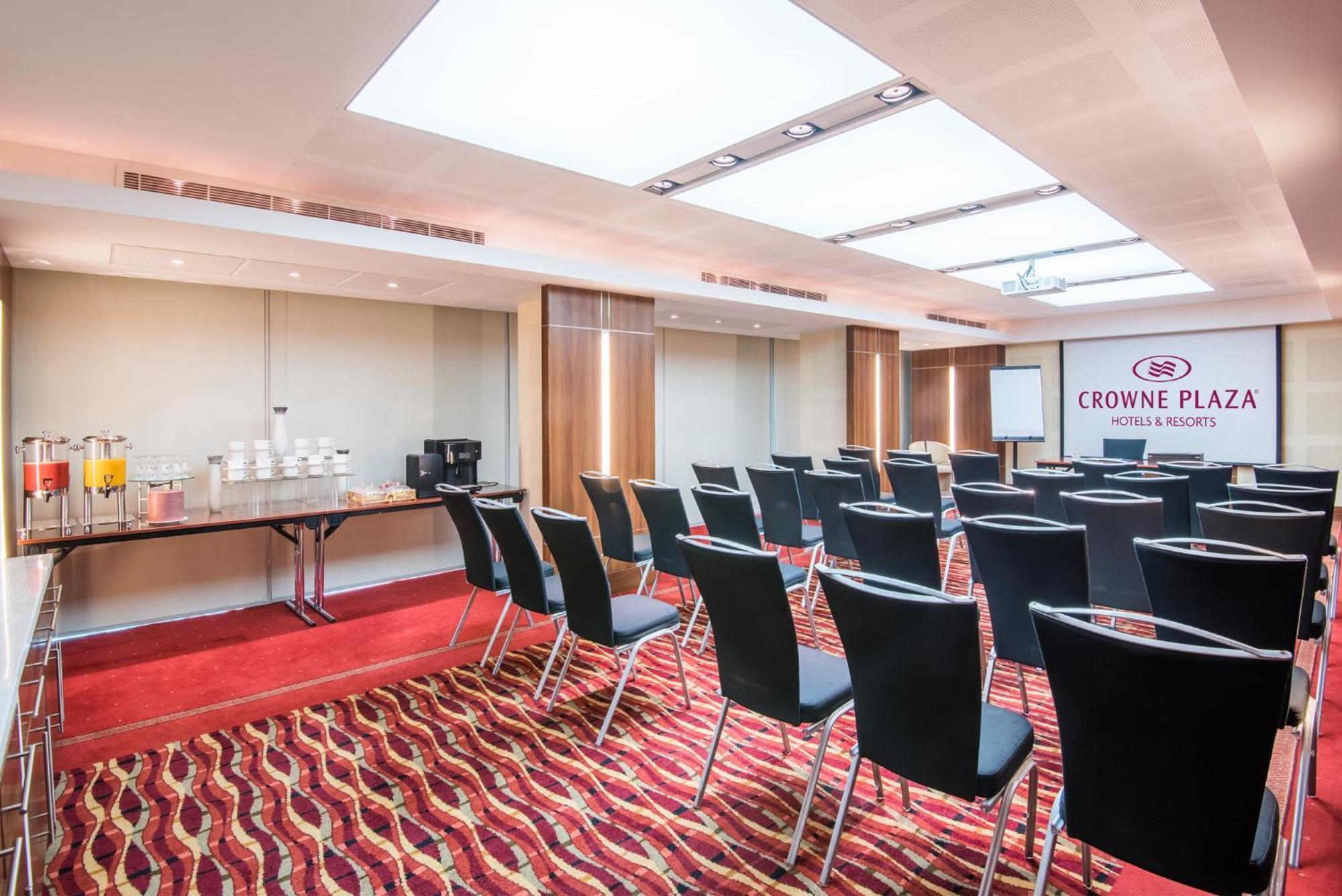 Crowne Plaza Kuwait Al Thuraya City By Ihg Kuveyt Dış mekan fotoğraf